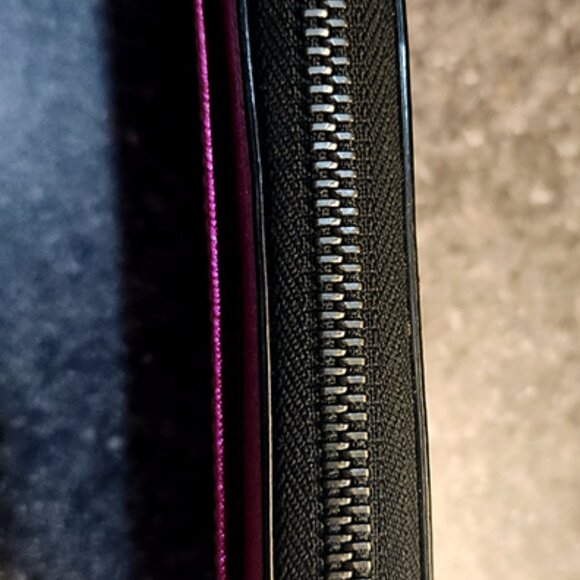 Kate Spade Zip Wallet - Metallic Pink - Like New - Picture 7 of 11